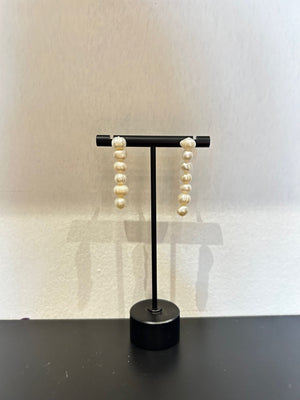 Short Pearl String earrings